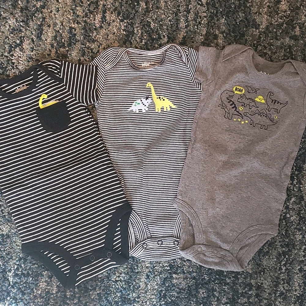 3 Carter's dinosaur bodysuits, lot
